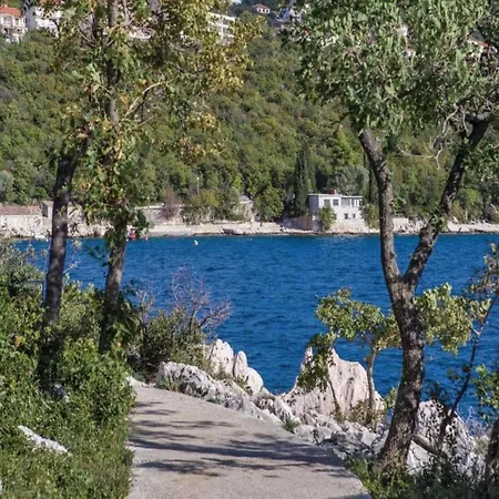 In Croatia Near & Town Centre Dramalj