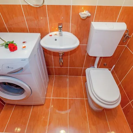 Apartment Spacious In With Swimming Pool Dramalj