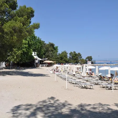 Apartment Spacious In With Swimming Pool *