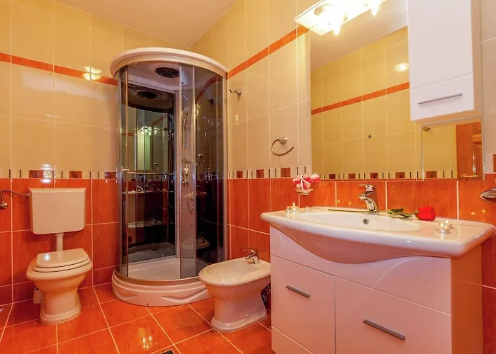 In Croatia Near & Town Centre 아파트 *